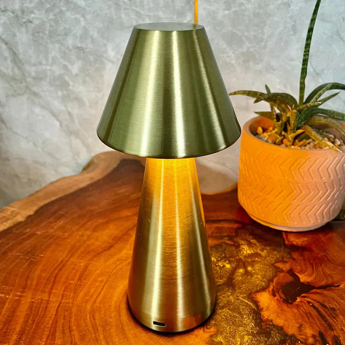 USB Rechargeable Portable Touch Control Dimmable 3 Light Color Tunable Table Lamp for Hotel, Cafe